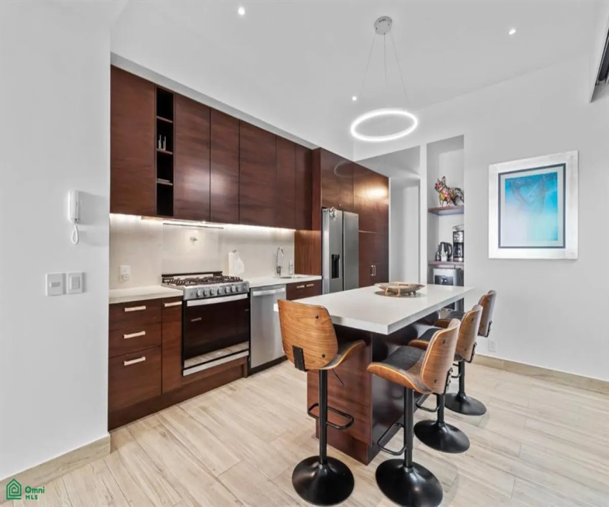 En Venta,Conchas Chinas,Paseo de los Delfines 127 Int. 5A, Puerto Vallarta, Jalisco 48390, 2 Habitaciones,2 Baños,Paseo de los Delfines,3,MX24813419