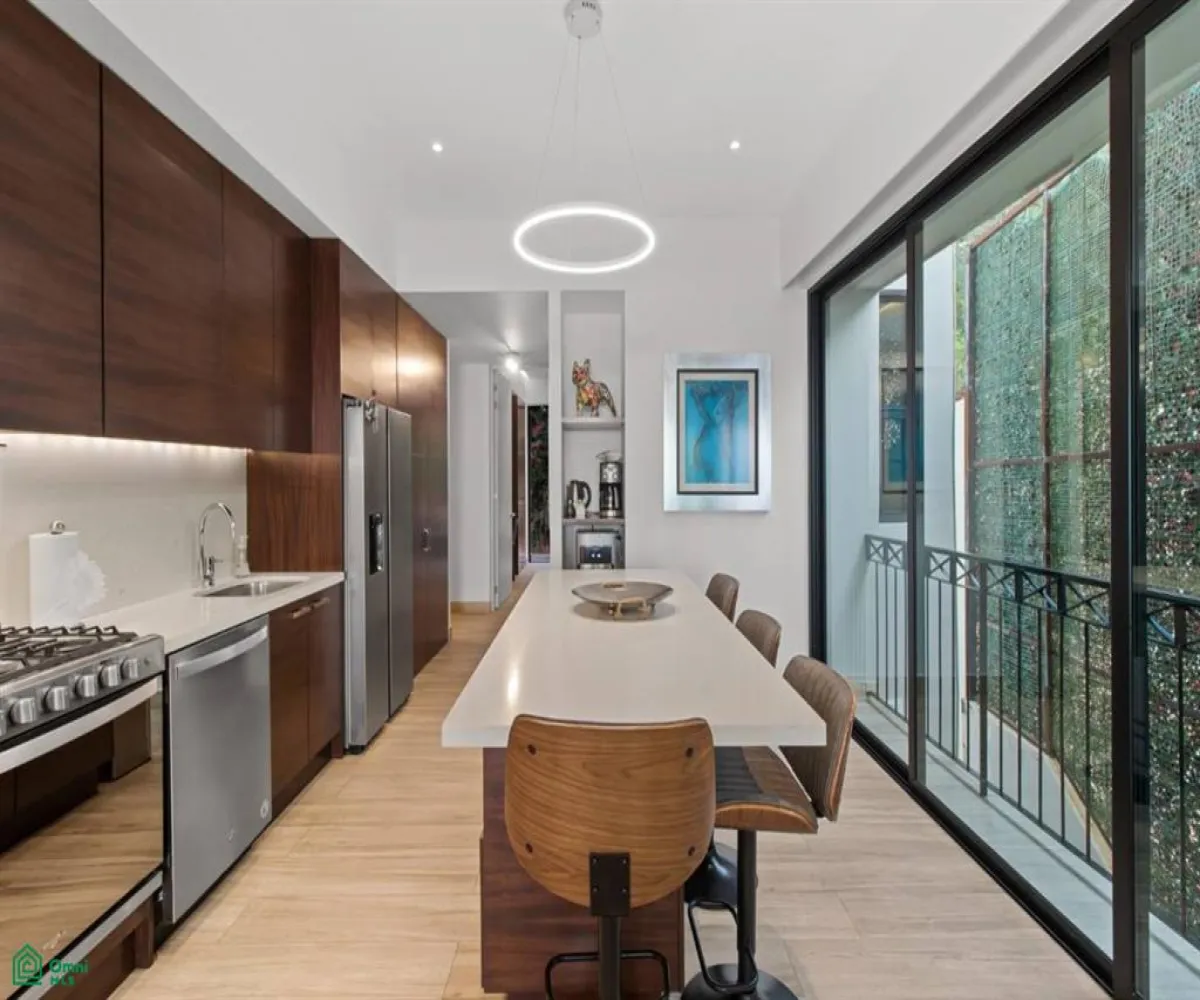 En Venta,Conchas Chinas,Paseo de los Delfines 127 Int. 5A, Puerto Vallarta, Jalisco 48390, 2 Habitaciones,2 Baños,Paseo de los Delfines,3,MX24813419