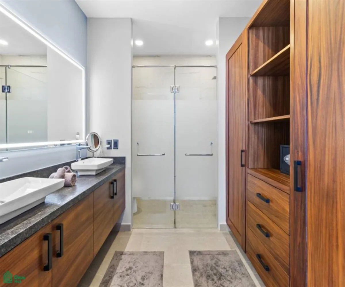 En Venta,Amapas,Manuel M Ponce 228 Int. 102, Puerto Vallarta, Jalisco 48399, 2 Habitaciones,2 Baños,Manuel M Ponce,3,MX24819725