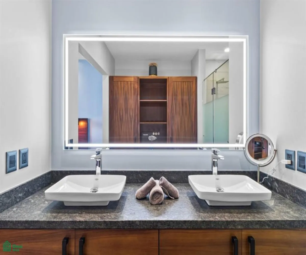 En Venta,Amapas,Manuel M Ponce 228 Int. 102, Puerto Vallarta, Jalisco 48399, 2 Habitaciones,2 Baños,Manuel M Ponce,3,MX24819725