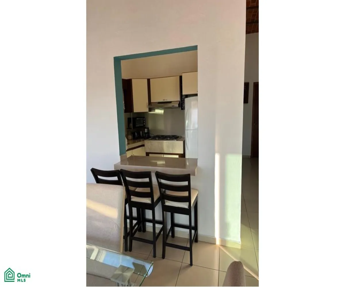 En Venta,Chulavista,La Paz 114, Chapala, Jalisco 45907, 9 Habitaciones,6 Baños,La Paz,MX24858091