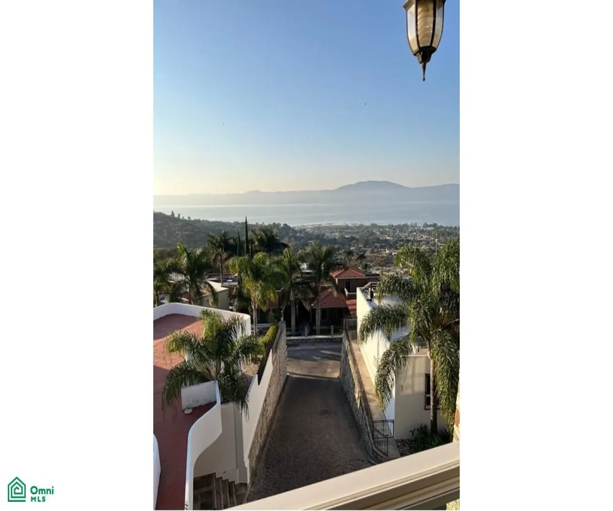 En Venta,Chulavista,La Paz 114, Chapala, Jalisco 45907, 9 Habitaciones,6 Baños,La Paz,MX24858091