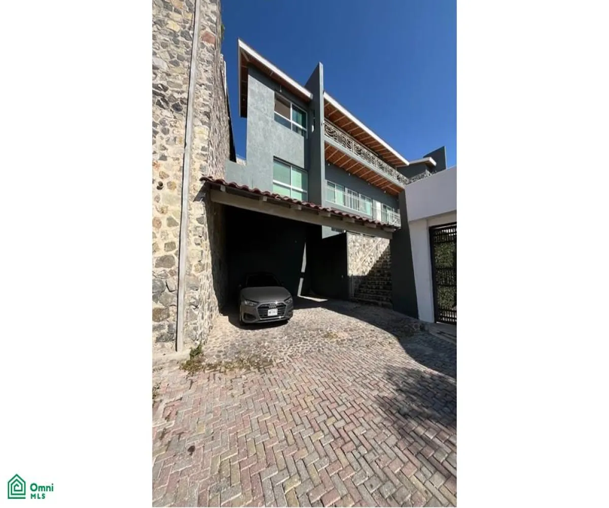 En Venta,Chulavista,La Paz 114, Chapala, Jalisco 45907, 9 Habitaciones,6 Baños,La Paz,MX24858091