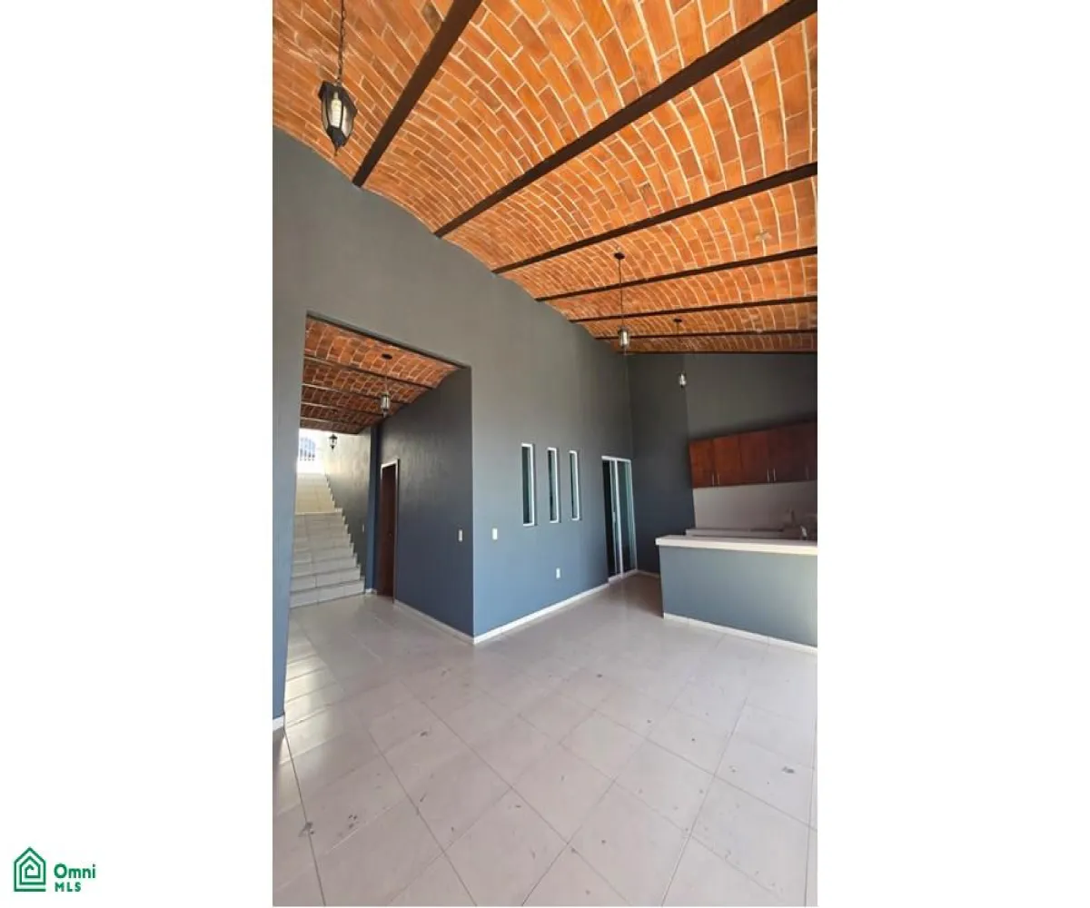 En Venta,Chulavista,La Paz 114, Chapala, Jalisco 45907, 9 Habitaciones,6 Baños,La Paz,MX24858091