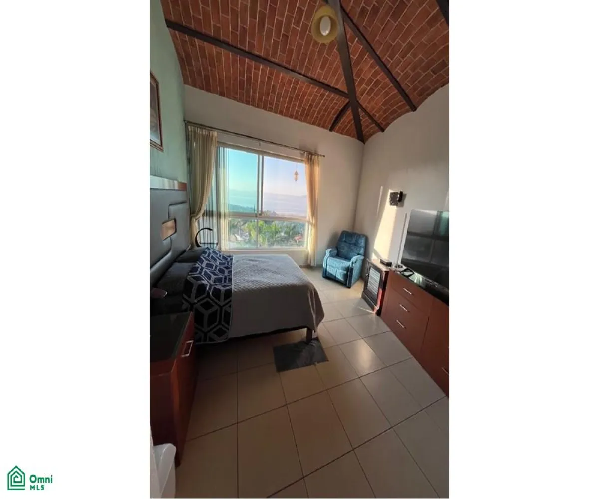En Venta,Chulavista,La Paz 114, Chapala, Jalisco 45907, 9 Habitaciones,6 Baños,La Paz,MX24858091
