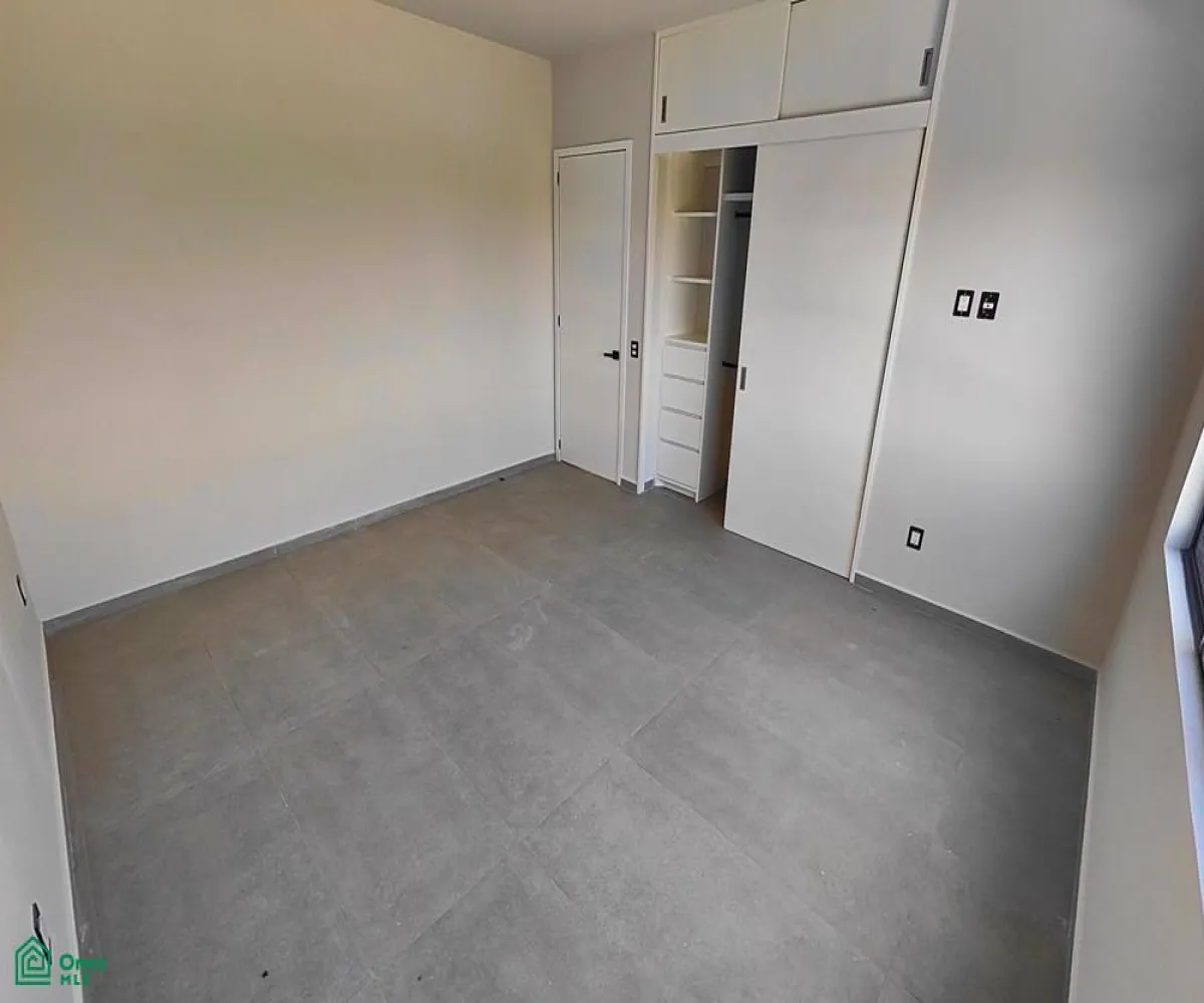 En Venta,Los Pinos Campestre,privada lorenzo barcelata 7302, Zapopan, Jalisco 45239, 4 Habitaciones,3 Baños,privada lorenzo barcelata,3,MX24858093