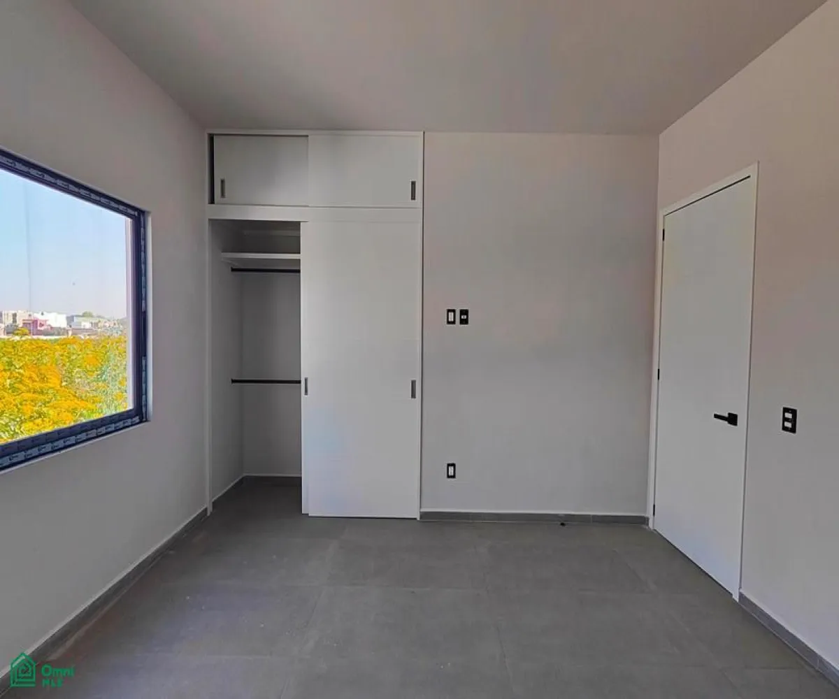 En Venta,Los Pinos Campestre,privada lorenzo barcelata 7302, Zapopan, Jalisco 45239, 4 Habitaciones,3 Baños,privada lorenzo barcelata,3,MX24858093