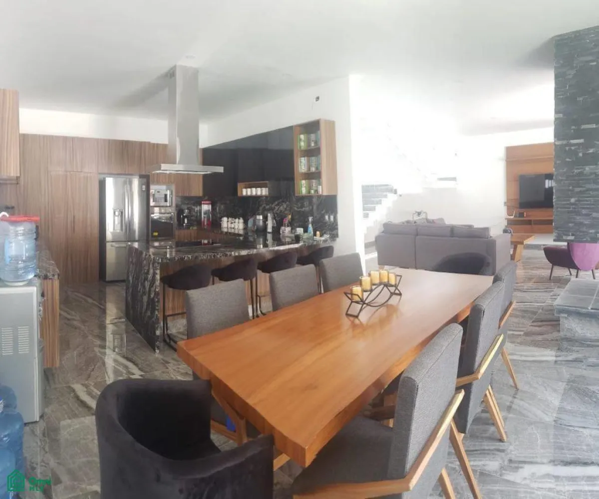 En Venta,La Venta Del Astillero,Fraccionamiento diana sn, Zapopan, Jalisco 45221, 4 Habitaciones,4 Baños,Fraccionamiento diana,2,MX24858148 En Venta,La Venta Del Astillero,Fraccionamiento diana sn, Zapopan, Jalisco 45221, 4 Habitaciones,4 Baños,Fraccionamiento diana,2,MX24858148