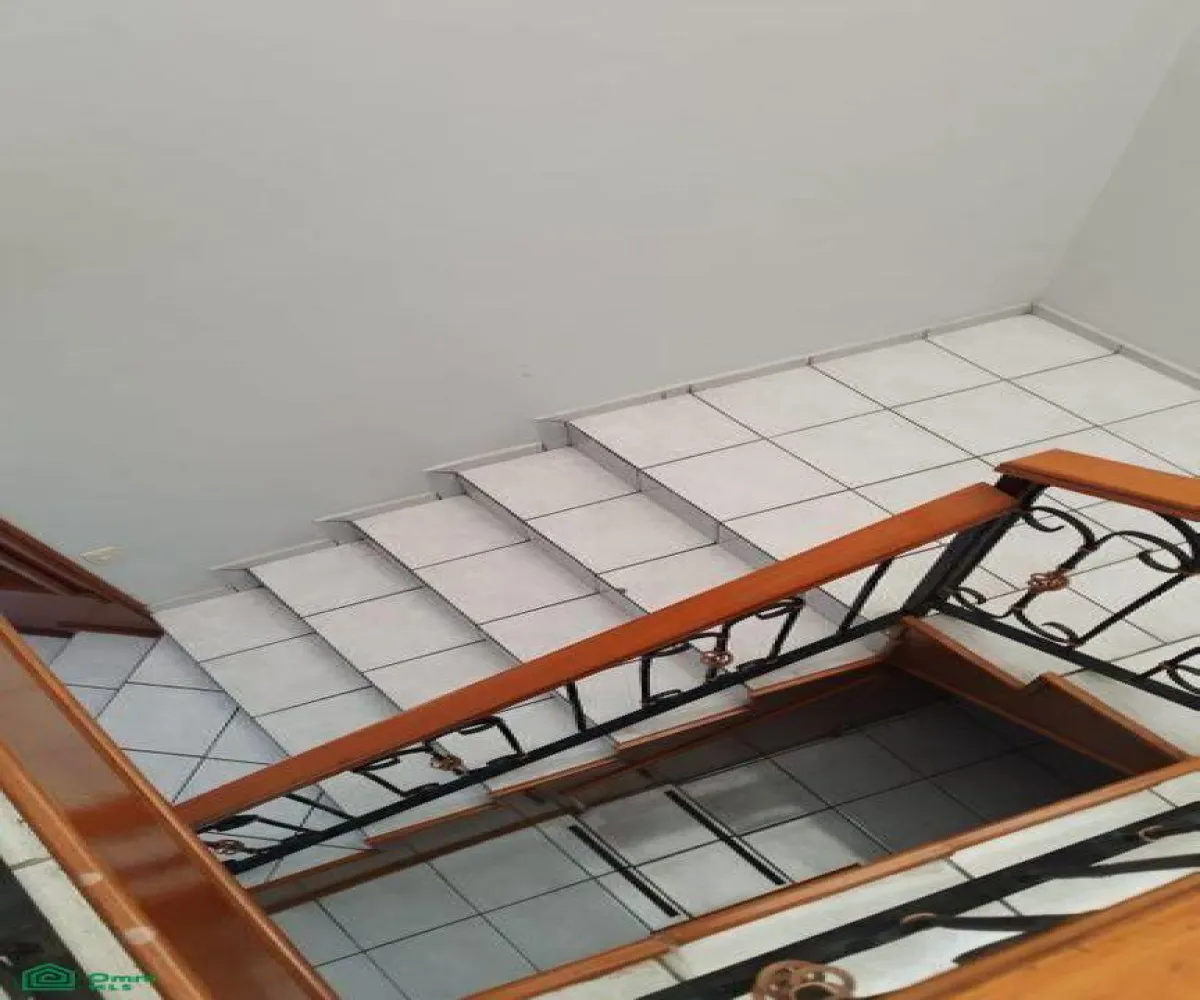 En Venta,La Estancia,Santo tomas de aquino 5090, Zapopan, Jalisco 45021,Santo tomas de aquino,2,MX24859051 En Venta,La Estancia,Santo tomas de aquino 5090, Zapopan, Jalisco 45021,Santo tomas de aquino,2,MX24859051