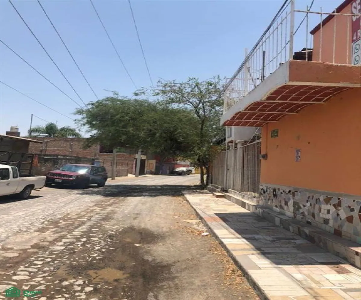 En Venta,Zapote Del Valle,revolucion presa 302, Tlajomulco de Zuniga, Jalisco 45672, 3 Habitaciones,4 Baños,revolucion presa,2,MX24859072 En Venta,Zapote Del Valle,revolucion presa 302, Tlajomulco de Zuniga, Jalisco 45672, 3 Habitaciones,4 Baños,revolucion presa,2,MX24859072