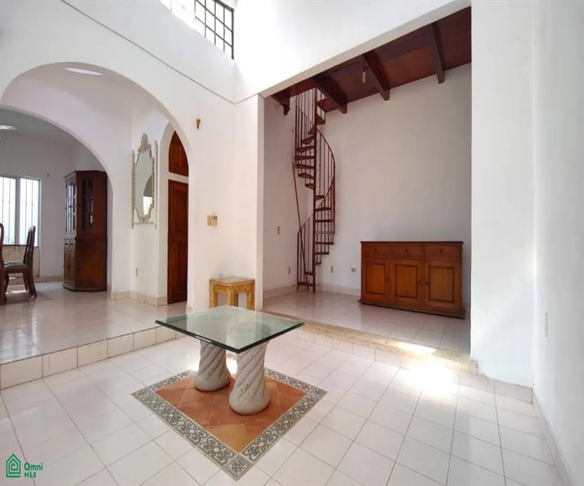 En Venta,Los Sauces,Cenzontle 129, Puerto Vallarta, Jalisco 48328, 3 Habitaciones,2 Baños,Cenzontle,1,MX24859443 En Venta,Los Sauces,Cenzontle 129, Puerto Vallarta, Jalisco 48328, 3 Habitaciones,2 Baños,Cenzontle,1,MX24859443