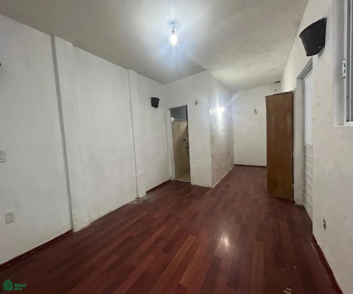 En Venta,Santa Teresita,ANASTACIO BUSTAMANTE 13, Guadalajara, Jalisco 44600, 10 Habitaciones,6 Baños,ANASTACIO BUSTAMANTE,2,MX24865736 En Venta,Santa Teresita,ANASTACIO BUSTAMANTE 13, Guadalajara, Jalisco 44600, 10 Habitaciones,6 Baños,ANASTACIO BUSTAMANTE,2,MX24865736