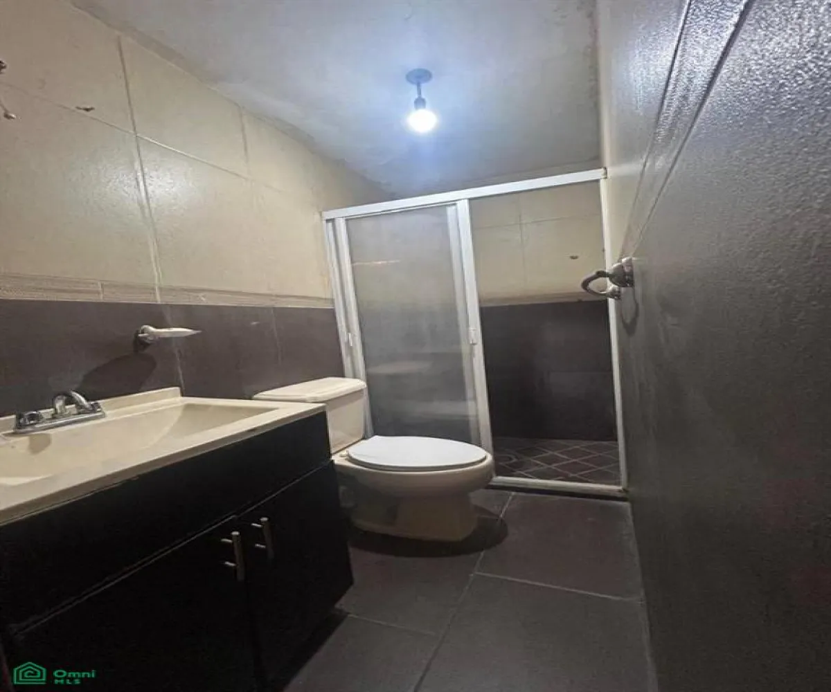 En Venta,Santa Teresita,ANASTACIO BUSTAMANTE 13, Guadalajara, Jalisco 44600, 10 Habitaciones,6 Baños,ANASTACIO BUSTAMANTE,2,MX24865736 En Venta,Santa Teresita,ANASTACIO BUSTAMANTE 13, Guadalajara, Jalisco 44600, 10 Habitaciones,6 Baños,ANASTACIO BUSTAMANTE,2,MX24865736