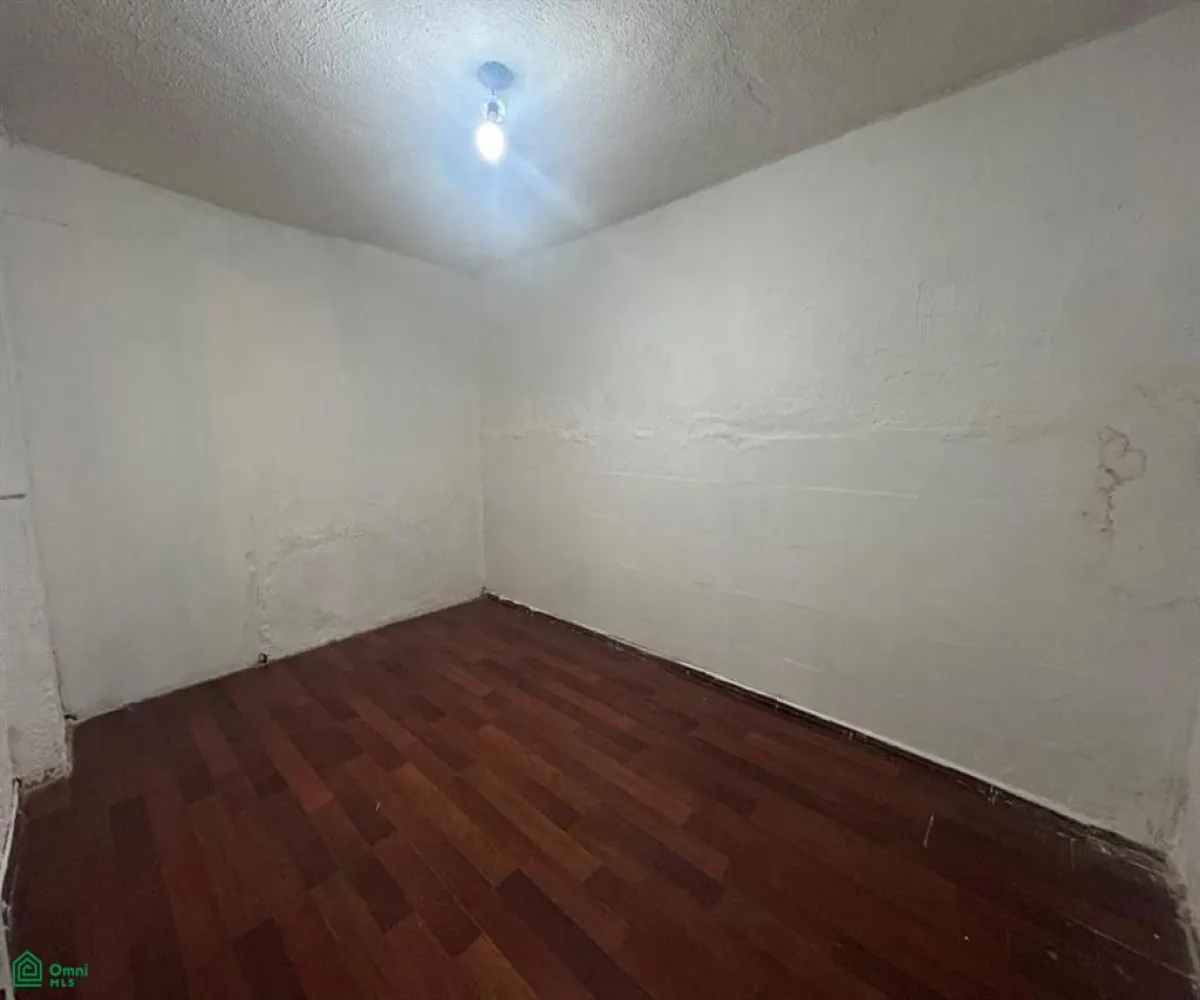 En Venta,Santa Teresita,ANASTACIO BUSTAMANTE 13, Guadalajara, Jalisco 44600, 10 Habitaciones,6 Baños,ANASTACIO BUSTAMANTE,2,MX24865736 En Venta,Santa Teresita,ANASTACIO BUSTAMANTE 13, Guadalajara, Jalisco 44600, 10 Habitaciones,6 Baños,ANASTACIO BUSTAMANTE,2,MX24865736