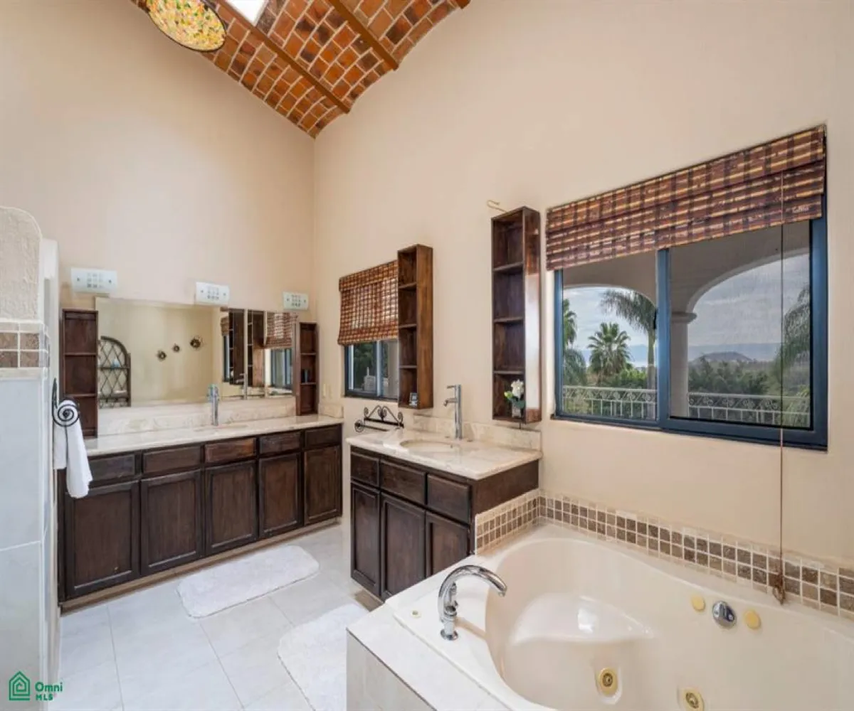 En Venta,Chapala Haciendas,Cisnes 10, Chapala, Jalisco 45907, 5 Habitaciones,5 Baños,Cisnes,2,MX24867023 En Venta,Chapala Haciendas,Cisnes 10, Chapala, Jalisco 45907, 5 Habitaciones,5 Baños,Cisnes,2,MX24867023