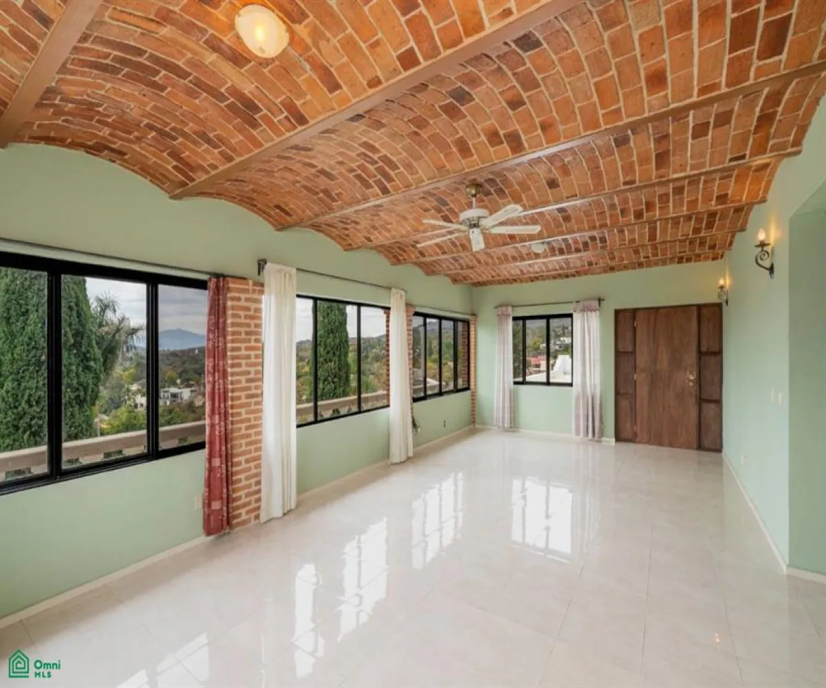 En Venta,Chapala Haciendas,Cisnes 10, Chapala, Jalisco 45907, 5 Habitaciones,5 Baños,Cisnes,2,MX24867023 En Venta,Chapala Haciendas,Cisnes 10, Chapala, Jalisco 45907, 5 Habitaciones,5 Baños,Cisnes,2,MX24867023