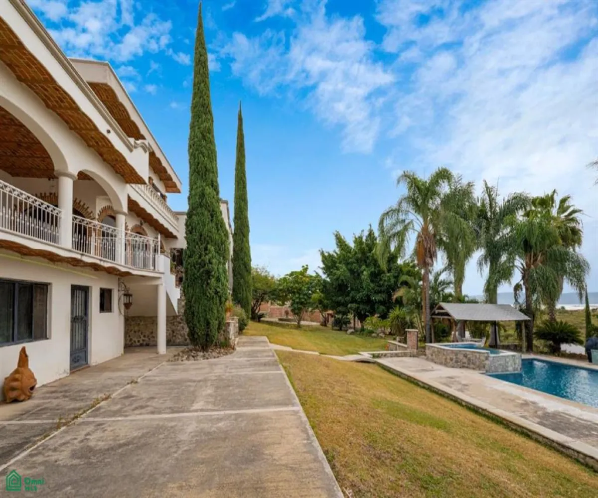 En Venta,Chapala Haciendas,Cisnes 10, Chapala, Jalisco 45907, 5 Habitaciones,5 Baños,Cisnes,2,MX24867023 En Venta,Chapala Haciendas,Cisnes 10, Chapala, Jalisco 45907, 5 Habitaciones,5 Baños,Cisnes,2,MX24867023