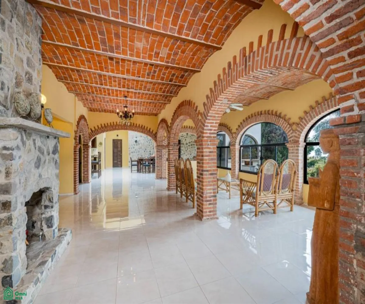 En Venta,Chapala Haciendas,Cisnes 10, Chapala, Jalisco 45907, 5 Habitaciones,5 Baños,Cisnes,2,MX24867023 En Venta,Chapala Haciendas,Cisnes 10, Chapala, Jalisco 45907, 5 Habitaciones,5 Baños,Cisnes,2,MX24867023