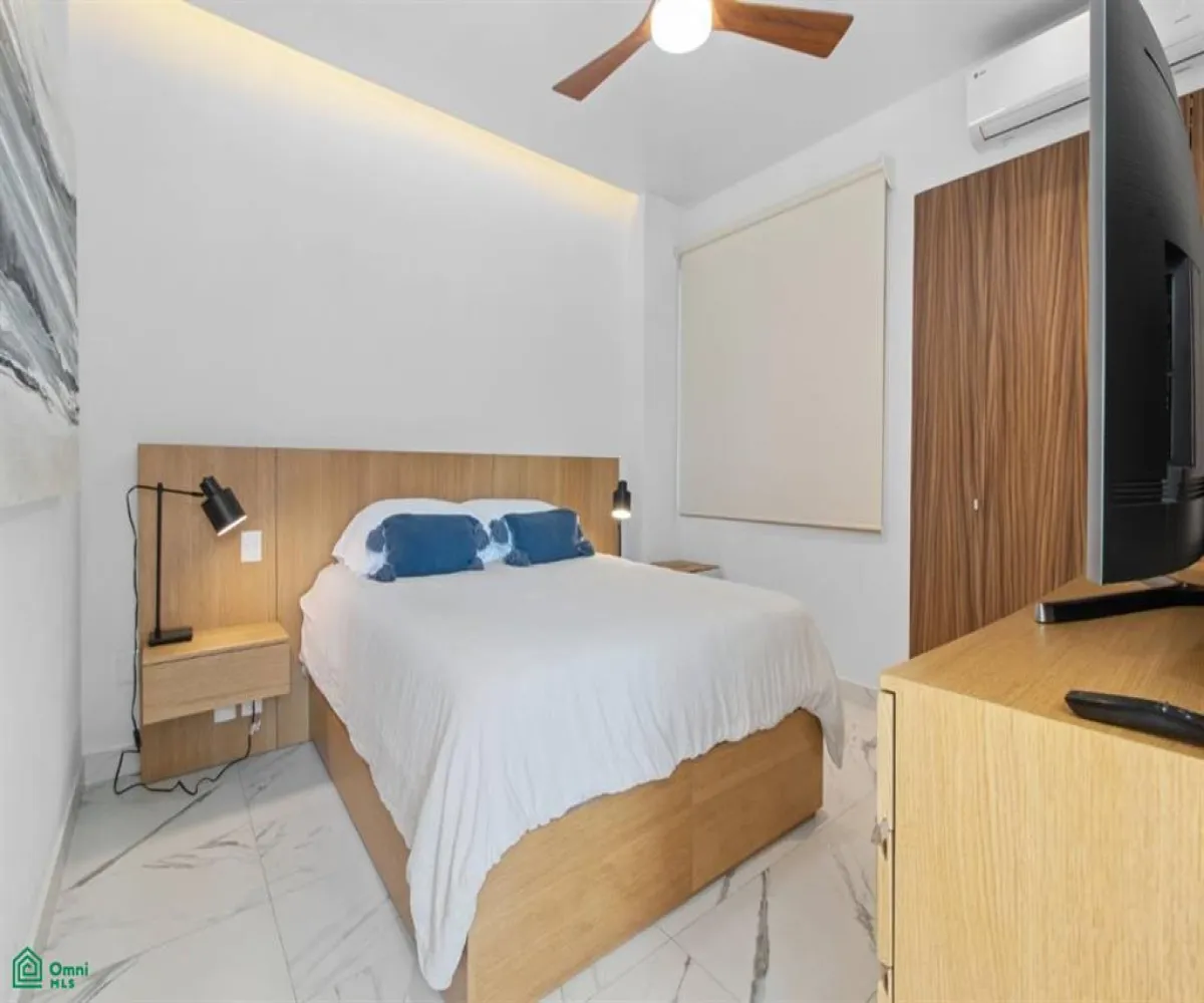En Venta,Emiliano Zapata,Insurgentes 193 Int. 203, Puerto Vallarta, Jalisco 48380, 1 Cuarto,2 Baños,Insurgentes,MX24949464 En Venta,Emiliano Zapata,Insurgentes 193 Int. 203, Puerto Vallarta, Jalisco 48380, 1 Cuarto,2 Baños,Insurgentes,MX24949464