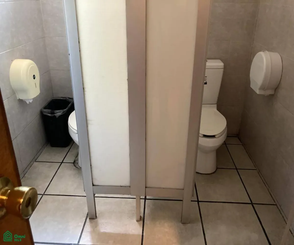 Local En Venta,Viveros del Valle,Viveros de Anáhuac 50, Zapopan, Jalisco 54060,2 Baños,Viveros de Anáhuac,3,MX25175386 Local En Venta,Viveros del Valle,Viveros de Anáhuac 50, Zapopan, Jalisco 54060,2 Baños,Viveros de Anáhuac,3,MX25175386