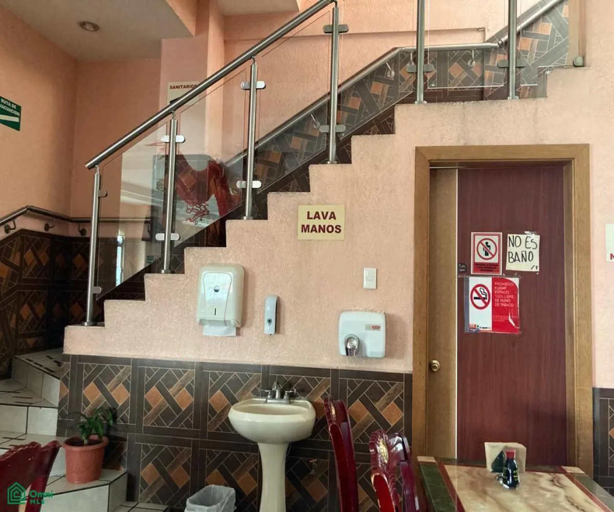 Local En Venta,Viveros del Valle,Viveros de Anáhuac 50, Zapopan, Jalisco 54060,2 Baños,Viveros de Anáhuac,3,MX25175386 Local En Venta,Viveros del Valle,Viveros de Anáhuac 50, Zapopan, Jalisco 54060,2 Baños,Viveros de Anáhuac,3,MX25175386