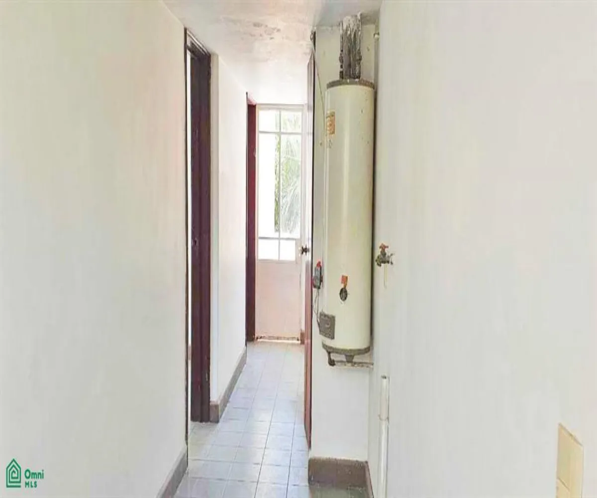 En Venta,Vallarta Poniente,Mazamitla 2991, Guadalajara, Jalisco 44110, 6 Habitaciones,3 Baños,Mazamitla,3,MX2527072