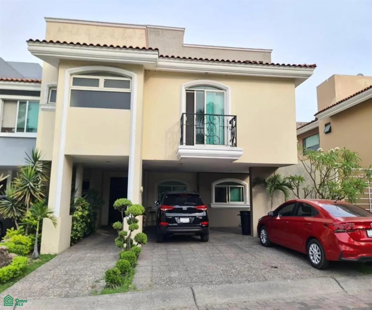 En Venta,Puertas Del Tule,Av. del Ahuehuete 151 Casa 12 C, Zapopan, Jalisco 45017, 4 Habitaciones,4 Baños,Av. del Ahuehuete 151,2,MX25418825