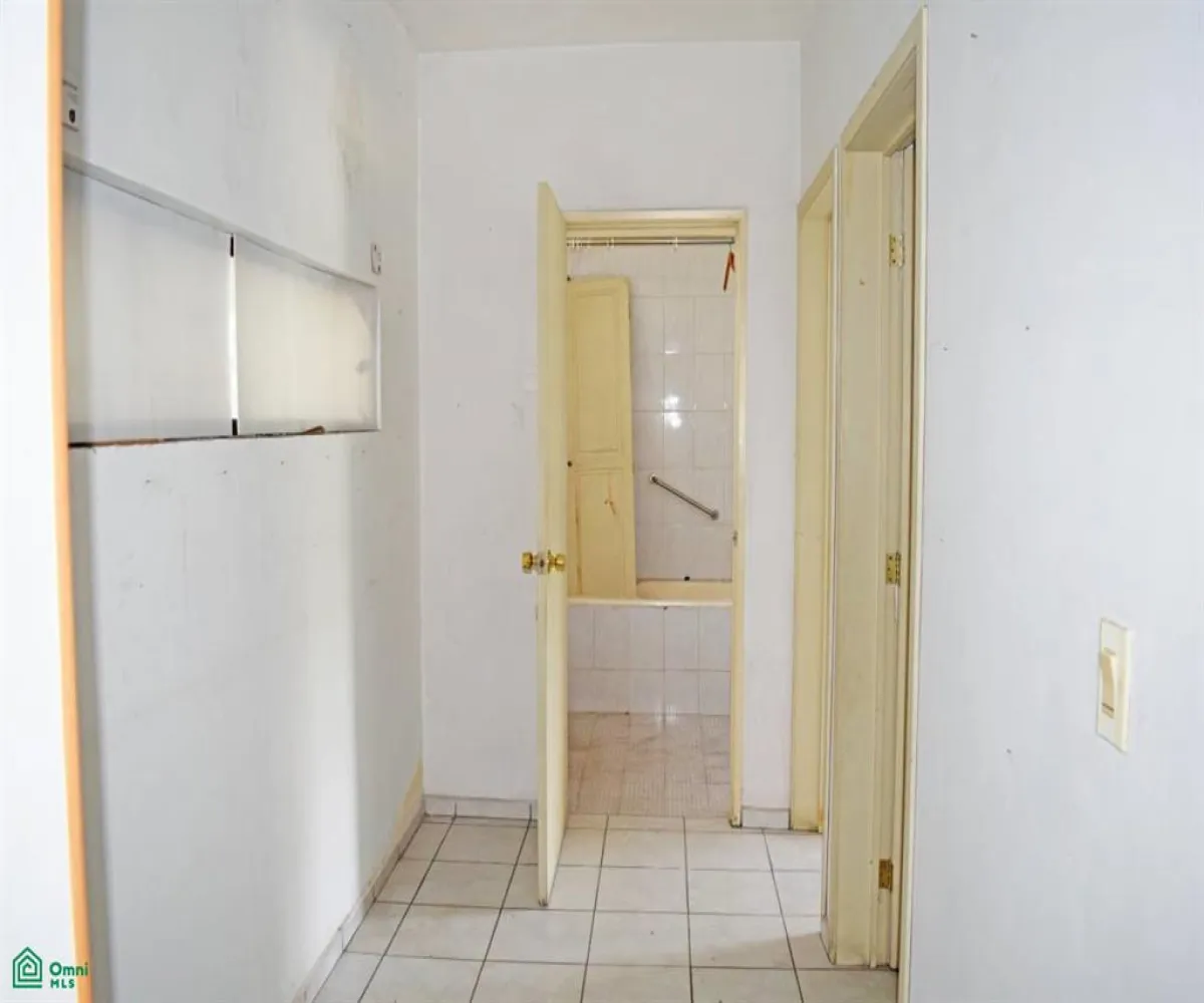 En Venta,Arcos Vallarta,Av. Arcos 2353, Guadalajara, Jalisco 44130,Av. Arcos,2,MX25464667 En Venta,Arcos Vallarta,Av. Arcos 2353, Guadalajara, Jalisco 44130,Av. Arcos,2,MX25464667