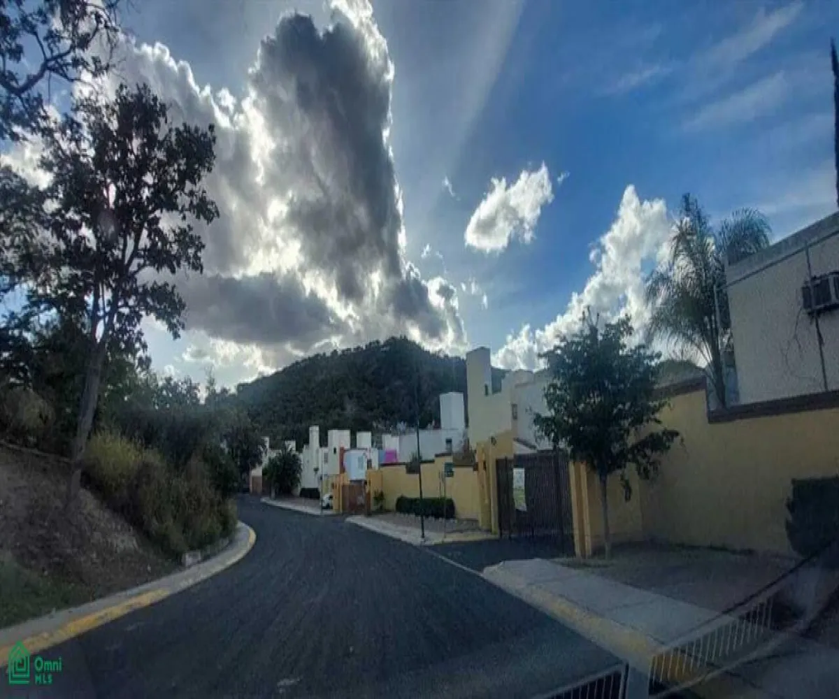 En Venta,Los Molinos,RIO PETEN 363, Zapopan, Jalisco 45200, 2 Habitaciones,1 Baño,RIO PETEN,MX25558798