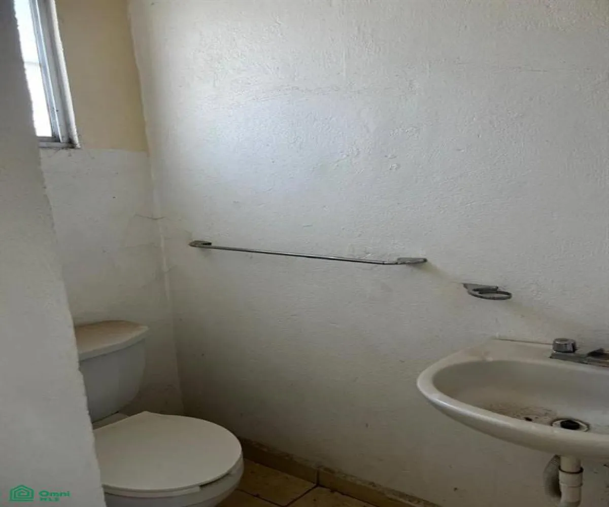 En Venta,Los Molinos,RIO PETEN 363, Zapopan, Jalisco 45200, 2 Habitaciones,1 Baño,RIO PETEN,MX25558798