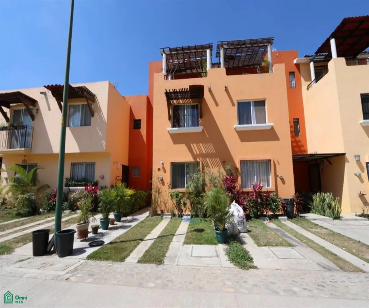 En Venta,Parques Universidad (Sendero de Luna),Circuito Fresnos 538-59, Puerto Vallarta, Jalisco 48290, 3 Habitaciones,2 Baños,Circuito Fresnos,3,MX25617070