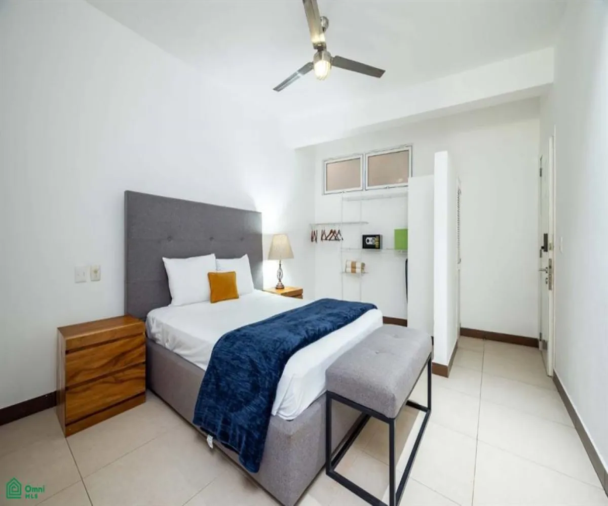 Local En Venta,Emiliano Zapata,Las Pilitas 166, Puerto Vallarta, Jalisco 48380, 9 Habitaciones,9 Baños,Las Pilitas,3,MX25653134 Local En Venta,Emiliano Zapata,Las Pilitas 166, Puerto Vallarta, Jalisco 48380, 9 Habitaciones,9 Baños,Las Pilitas,3,MX25653134