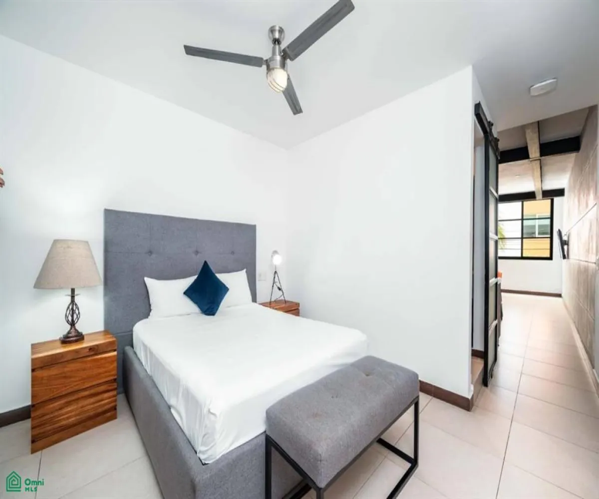 Local En Venta,Emiliano Zapata,Las Pilitas 166, Puerto Vallarta, Jalisco 48380, 9 Habitaciones,9 Baños,Las Pilitas,3,MX25653134 Local En Venta,Emiliano Zapata,Las Pilitas 166, Puerto Vallarta, Jalisco 48380, 9 Habitaciones,9 Baños,Las Pilitas,3,MX25653134