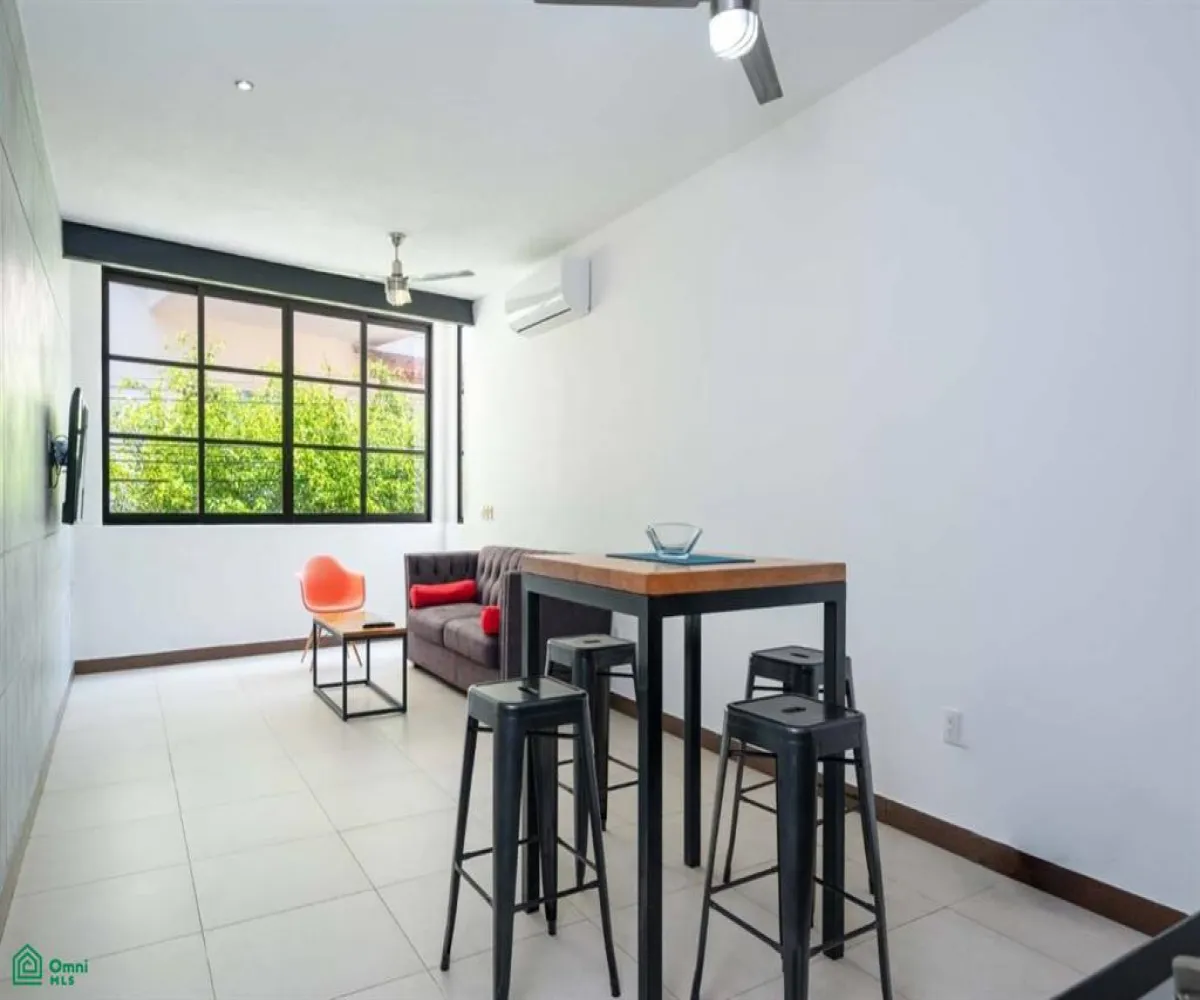 Local En Venta,Emiliano Zapata,Las Pilitas 166, Puerto Vallarta, Jalisco 48380, 9 Habitaciones,9 Baños,Las Pilitas,3,MX25653134 Local En Venta,Emiliano Zapata,Las Pilitas 166, Puerto Vallarta, Jalisco 48380, 9 Habitaciones,9 Baños,Las Pilitas,3,MX25653134