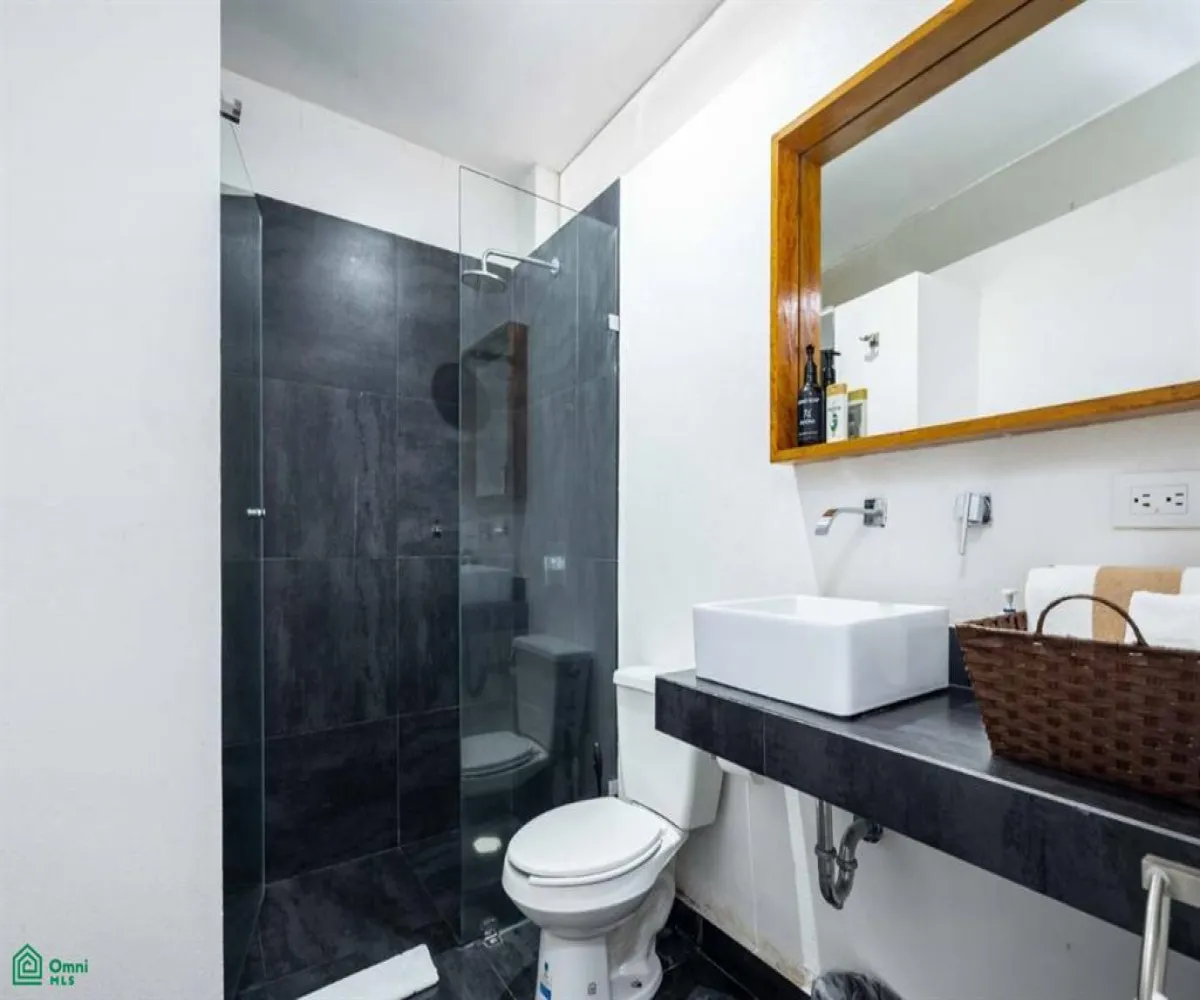 Local En Venta,Emiliano Zapata,Las Pilitas 166, Puerto Vallarta, Jalisco 48380, 9 Habitaciones,9 Baños,Las Pilitas,3,MX25653134 Local En Venta,Emiliano Zapata,Las Pilitas 166, Puerto Vallarta, Jalisco 48380, 9 Habitaciones,9 Baños,Las Pilitas,3,MX25653134