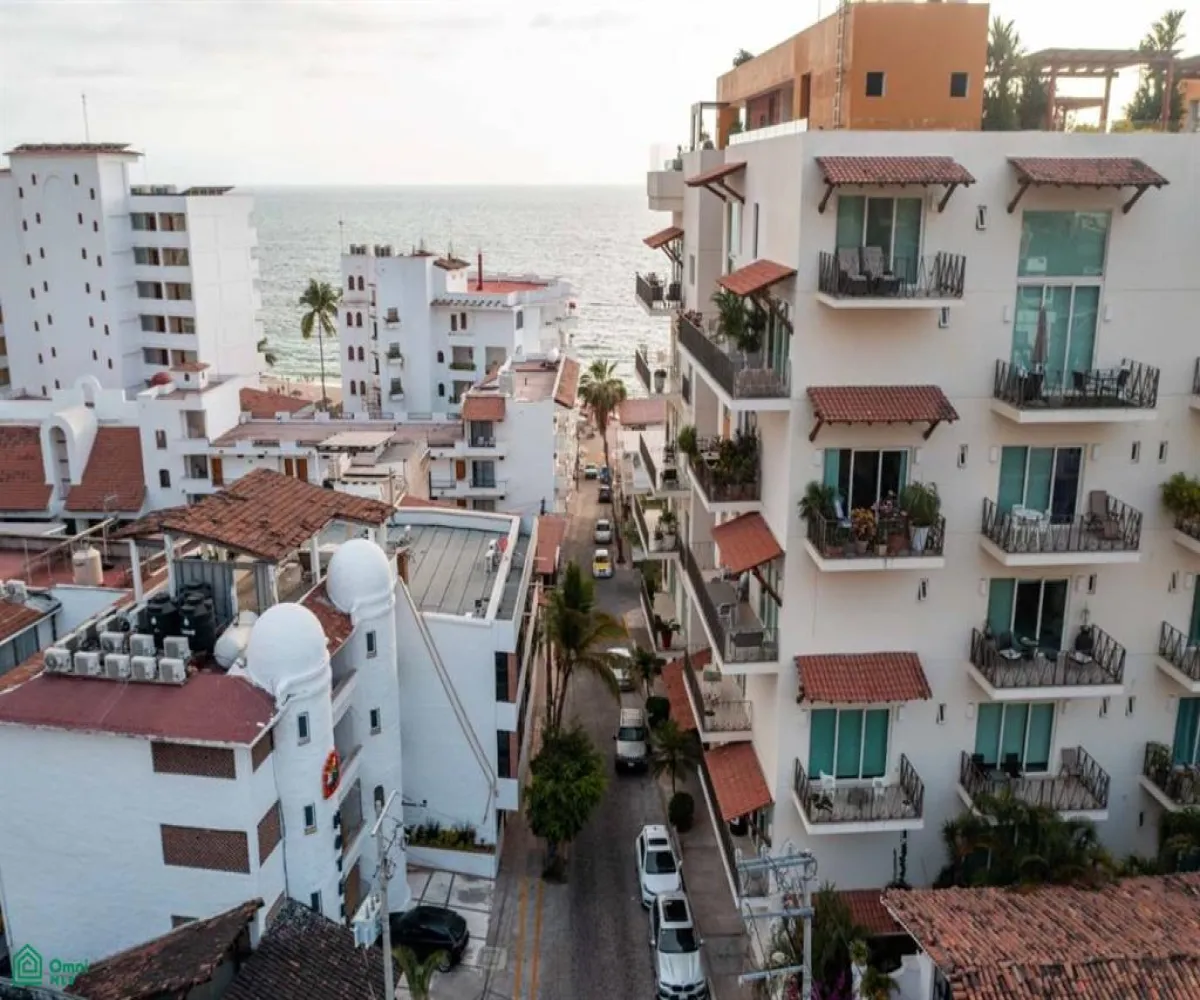 Local En Venta,Emiliano Zapata,Las Pilitas 166, Puerto Vallarta, Jalisco 48380, 9 Habitaciones,9 Baños,Las Pilitas,3,MX25653134 Local En Venta,Emiliano Zapata,Las Pilitas 166, Puerto Vallarta, Jalisco 48380, 9 Habitaciones,9 Baños,Las Pilitas,3,MX25653134