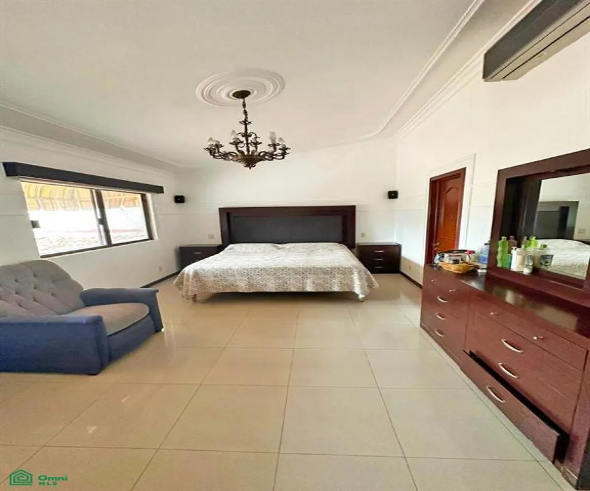 En Venta,Vallarta Universidad,Luigi Pirandello 5541, Zapopan, Jalisco 45110, 3 Habitaciones,3 Baños,Luigi Pirandello,3,MX25653516 En Venta,Vallarta Universidad,Luigi Pirandello 5541, Zapopan, Jalisco 45110, 3 Habitaciones,3 Baños,Luigi Pirandello,3,MX25653516