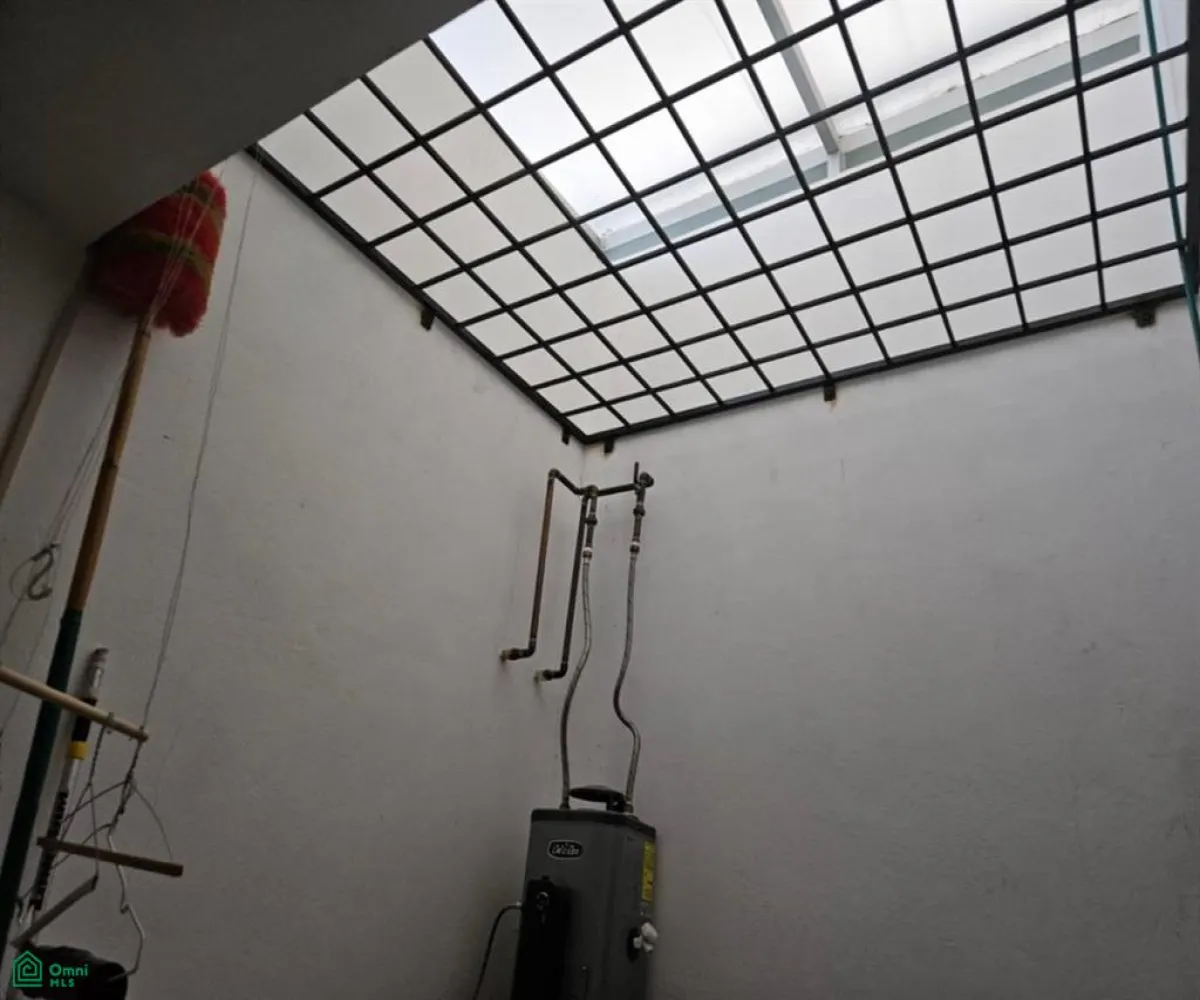 En Venta,Forét Residencial,FRACCIONAMIENTO LUNA BOSQUE, CALLE PINO 68, Zapopan, Jalisco 45066, 3 Habitaciones,1 Baño,FRACCIONAMIENTO LUNA BOSQUE ,CALLE PINO,2,MX25658356