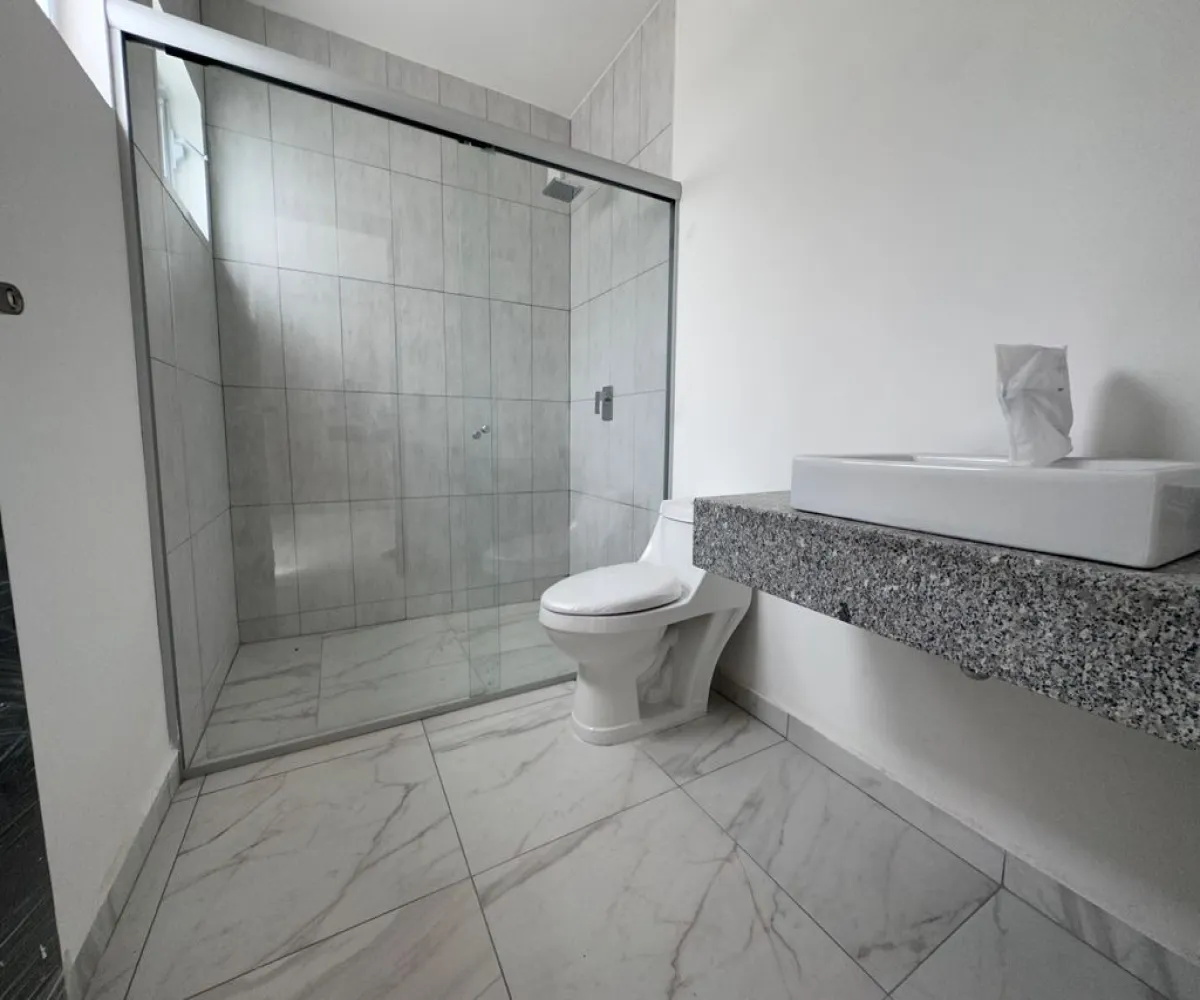 Casa En Venta,Los Robles,Avenida Doctor Angel Leaño 1305, Zapopan, Jalisco 45134, 3 Habitaciones,3 Baños,Avenida Doctor Angel Leaño,3,pXB5jBQ