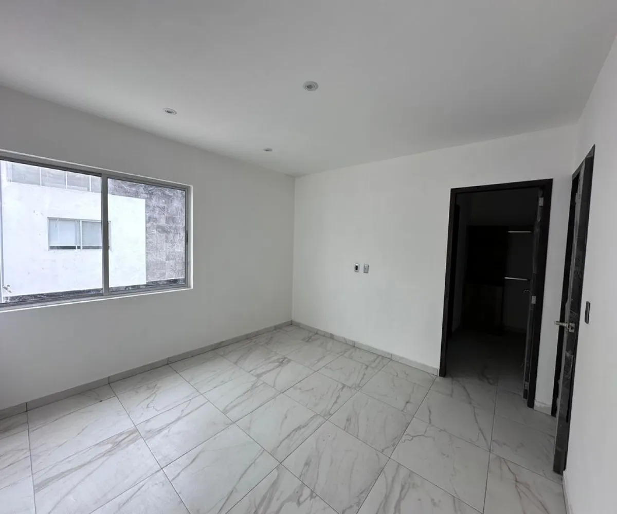 Casa En Venta,Los Robles,Avenida Doctor Angel Leaño 1305, Zapopan, Jalisco 45134, 3 Habitaciones,3 Baños,Avenida Doctor Angel Leaño,3,pXB5jBQ