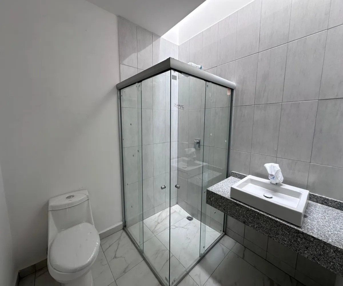 Casa En Venta,Los Robles,Avenida Doctor Angel Leaño 1305, Zapopan, Jalisco 45134, 3 Habitaciones,3 Baños,Avenida Doctor Angel Leaño,3,pXB5jBQ