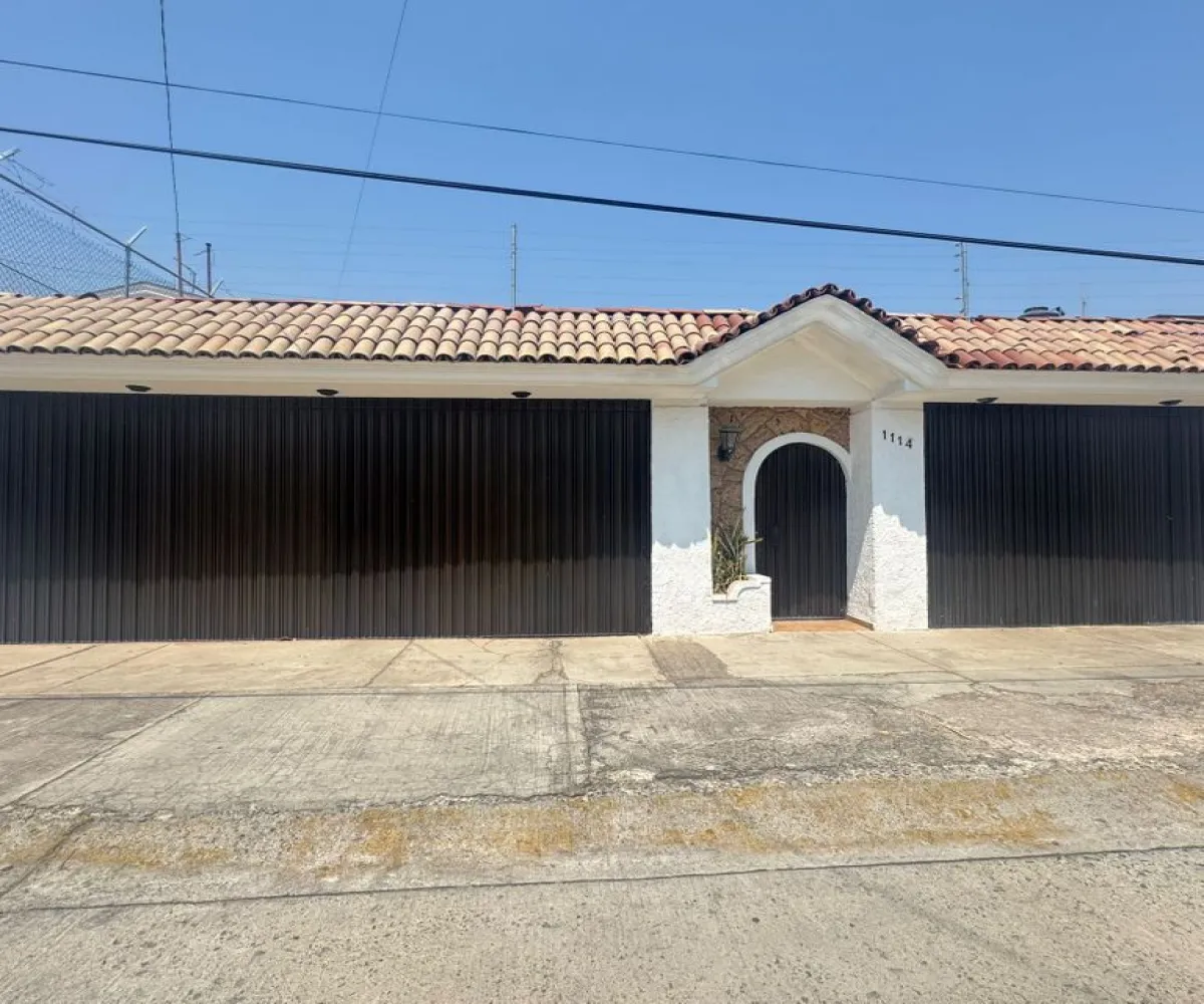 Casa En Venta,Prados Tepeyac,Calle Prado de los Tabachines 1114, Zapopan, Jalisco 45050, 4 Habitaciones,4 Baños,Calle Prado de los Tabachines,2,pao2aKS