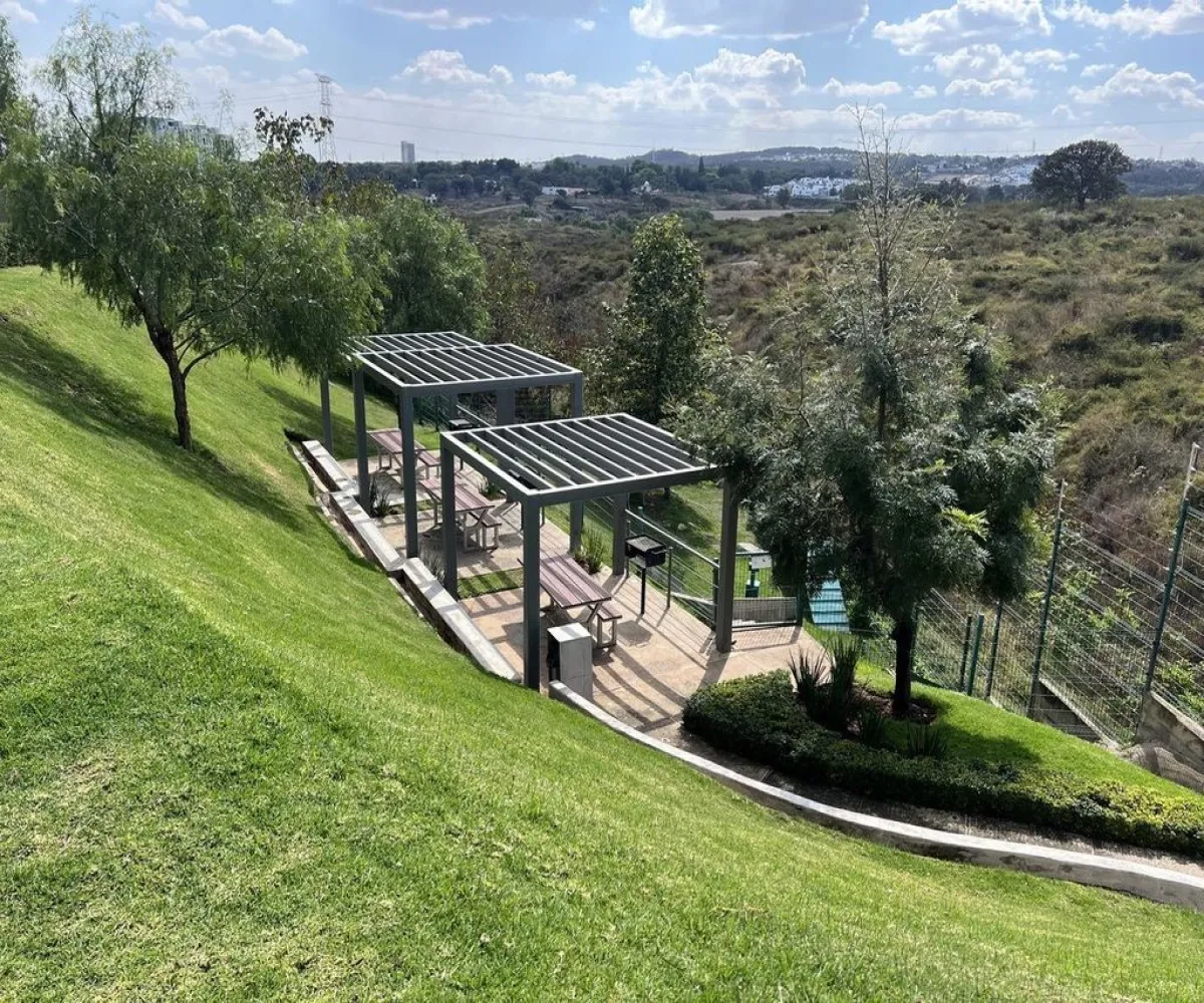 Casa En Venta,CAPITAL NORTE,Av E 923, Zapopan, Jalisco 45134, 3 Habitaciones,3 Baños,Av E,1,pij5iWc Casa En Venta,CAPITAL NORTE,Av E 923, Zapopan, Jalisco 45134, 3 Habitaciones,3 Baños,Av E,1,pij5iWc