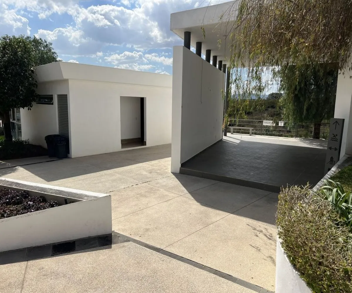 Casa En Venta,CAPITAL NORTE,Av E 923, Zapopan, Jalisco 45134, 3 Habitaciones,3 Baños,Av E,1,pij5iWc Casa En Venta,CAPITAL NORTE,Av E 923, Zapopan, Jalisco 45134, 3 Habitaciones,3 Baños,Av E,1,pij5iWc