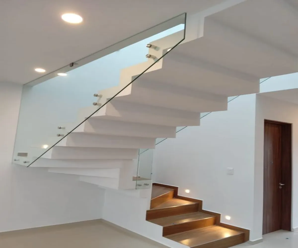 Casa En Venta,CAPITAL NORTE,Av E 923, Zapopan, Jalisco 45134, 3 Habitaciones,3 Baños,Av E,1,pij5iWc Casa En Venta,CAPITAL NORTE,Av E 923, Zapopan, Jalisco 45134, 3 Habitaciones,3 Baños,Av E,1,pij5iWc