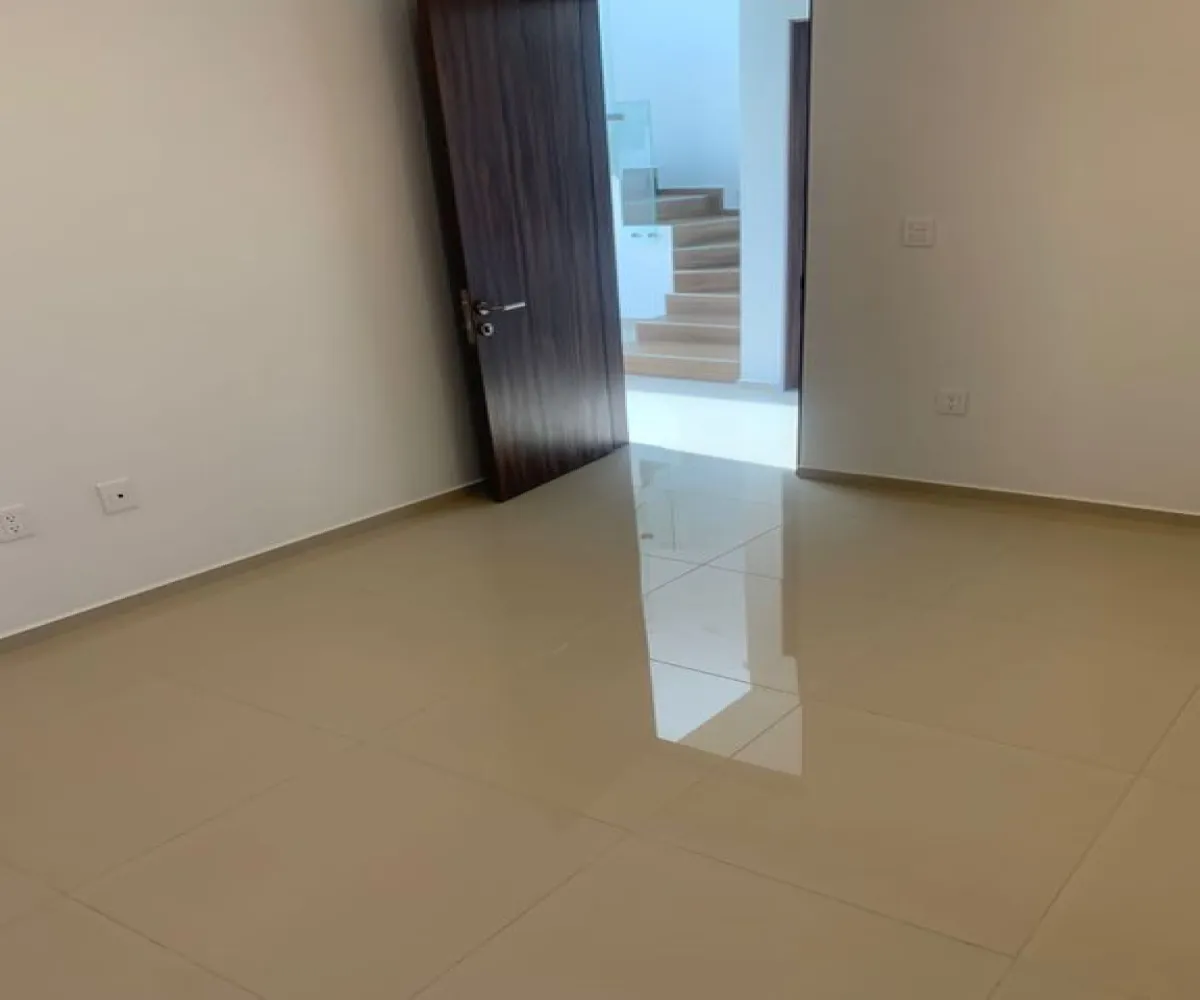 Casa En Venta,CAPITAL NORTE,Av E 923, Zapopan, Jalisco 45134, 3 Habitaciones,3 Baños,Av E,1,pij5iWc Casa En Venta,CAPITAL NORTE,Av E 923, Zapopan, Jalisco 45134, 3 Habitaciones,3 Baños,Av E,1,pij5iWc