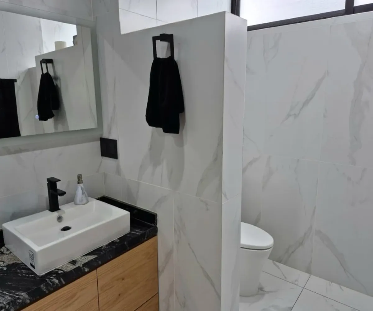 Casa En Venta,Paseo Santa Anita 52, Tlajomulco de Zúñiga, Jalisco 45645, 3 Habitaciones,3 Baños,Paseo Santa Anita,1,p2NkslG