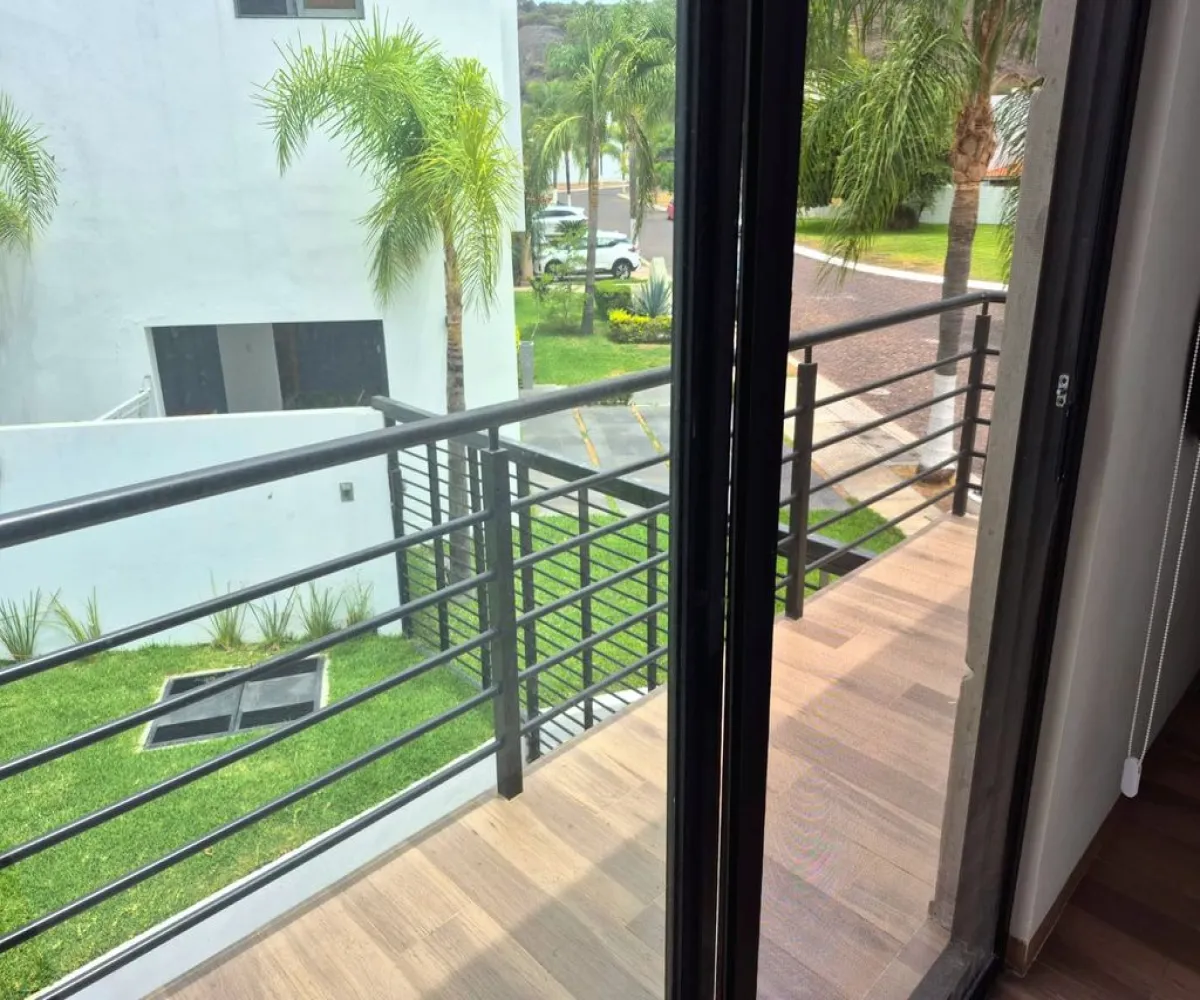 Casa En Venta,Paseo Santa Anita 52, Tlajomulco de Zúñiga, Jalisco 45645, 3 Habitaciones,3 Baños,Paseo Santa Anita,1,p2NkslG