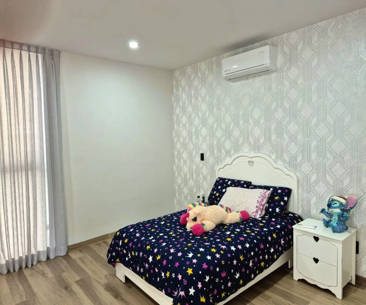 Casa En Venta,Paseo Santa Anita 52, Tlajomulco de Zúñiga, Jalisco 45645, 3 Habitaciones,3 Baños,Paseo Santa Anita,1,p2NkslG