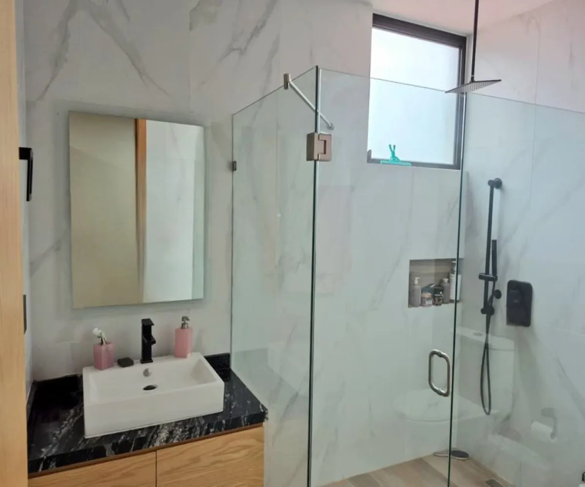 Casa En Venta,Paseo Santa Anita 52, Tlajomulco de Zúñiga, Jalisco 45645, 3 Habitaciones,3 Baños,Paseo Santa Anita,1,p2NkslG